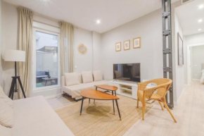 Acogedor Apt 3 habitaciones y terraza en el Centro de Madrid